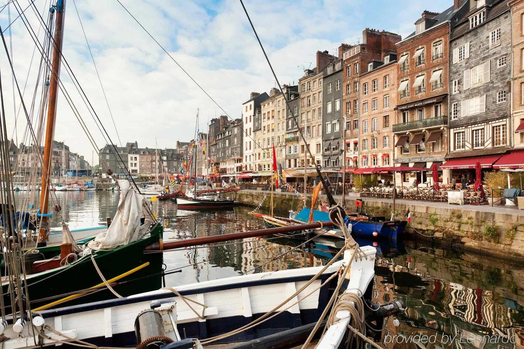 Ibis Honfleur Hotel Exterior photo